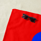Serviette De Plage Pois rouge, blanc et bleu (En situation)