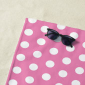 Serviette De Plage Pois simple rose et blanc (En situation)