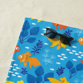 Serviette De Plage Poisson d'or dans l'aquarium (En situation)