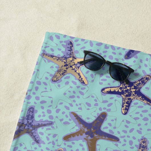 Serviette De Plage Poisson étoilée dans le sable (En situation)