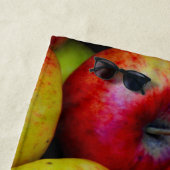 SERVIETTE DE PLAGE POMMES (En situation)