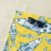 Serviette De Plage Portugais Lisbonne Sardines Motif Azulejos Jaune (En situation)