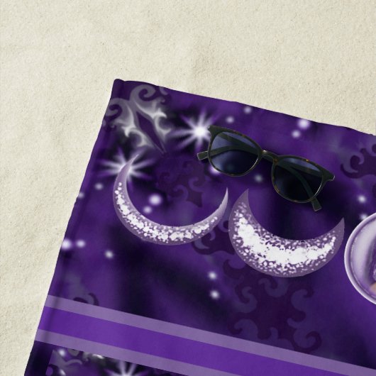 Serviette de plage pour enfant de lune violette (En situation)