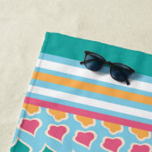 Serviette De Plage Preppy Chic Stripes Nom personnalisé (En situation)