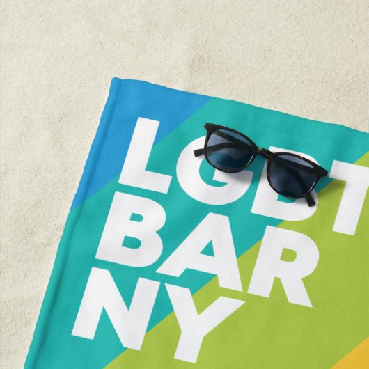 Serviette de plage Pride (En situation)