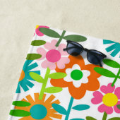 Serviette De Plage Puissance à fleurs rétro des années 60 (En situation)
