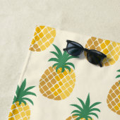 Serviette De Plage Punch d'ananas Héros Classique Tropical (En situation)