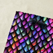 Serviette de plage Rainbow Dragon Scales (En situation)