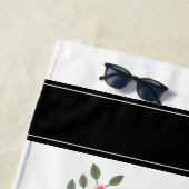 Serviette de plage rayée heureuse de campeur (En situation)