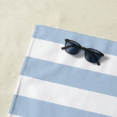 Serviette de plage rayée personnalisée capitaine (En situation)