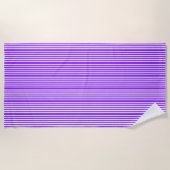 Serviette de plage rayée violette et blanche (Devant)