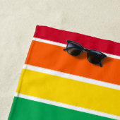 Serviette De Plage Rayures arc-en-ciel (En situation)