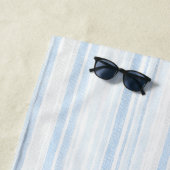 Serviette De Plage Rayures Blanches Bleu Bébé (En situation)