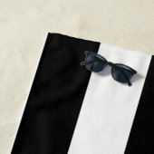 Serviette De Plage Rayures Dans Le Soleil Noir & Blanc (En situation)
