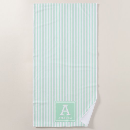 Serviette De Plage Rayures de Cabanon Vert Menthe avec Initiales Mono (Devant)