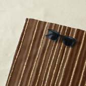 Serviette De Plage Rayures dorées marron (En situation)