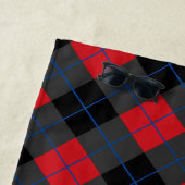 Serviette de plage Red Plaid (En situation)