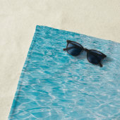 Serviette De Plage Réflexions personnalisées sur les piscines aquatiq (En situation)