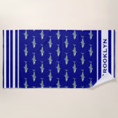Serviette De Plage Requin Motif Marine Bleu Et Blancs Nom Fun (Devant)