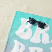 Serviette De Plage Retro Bride rose Aqua Gradient Personnalisé (En situation)