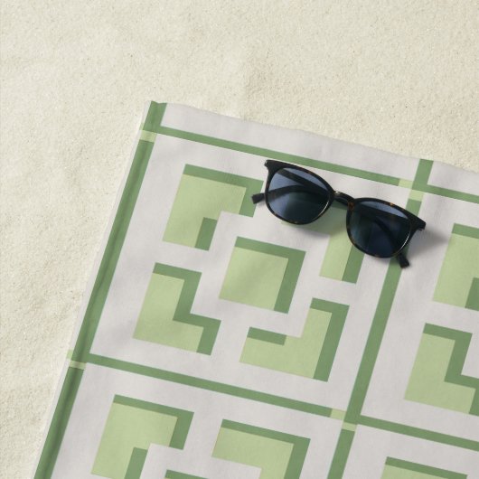 Serviette de plage Retro Green Trellis (En situation)