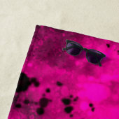 Serviette de plage Retro Pink Splatter (En situation)