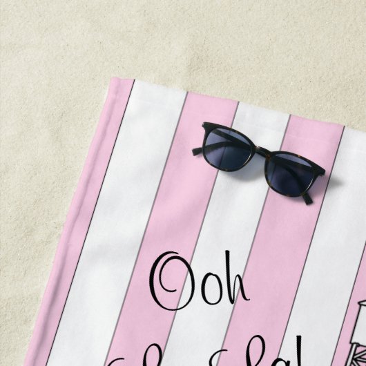 Serviette De Plage Rose | Blanc Paris Tour Eiffel Ooh La La (En situation)