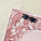 Serviette de plage rose Floral (En situation)