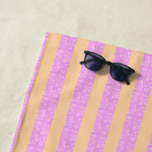 Serviette De Plage Rose Géométrique  (En situation)