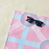 Serviette De Plage Rose mignon, violet et bleu clair Motif (En situation)