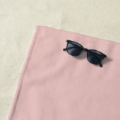 Serviette De Plage Rose or couleur professionnelle simple nom monogra (En situation)