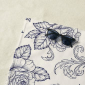 Serviette De Plage Roses bleues et blanches fleur pays (En situation)
