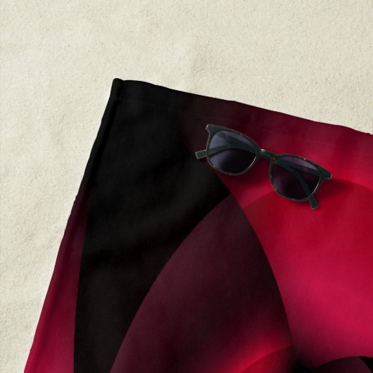 Serviette De Plage Ruby Red Petal noir (En situation)