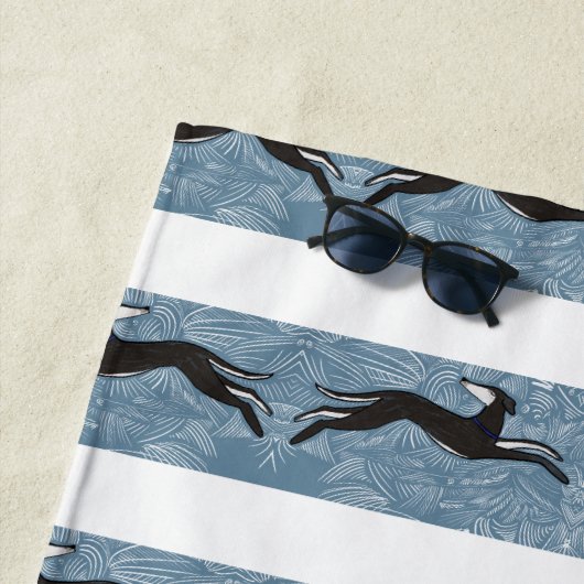Serviette De Plage Saluki Greyhound (En situation)