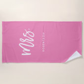 Serviette De Plage Script de brosse moderne | Mme | Couleur rose modi (Devant)