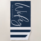 Serviette De Plage Script Wifey moderne Marine marine et bandes blanc (Devant)