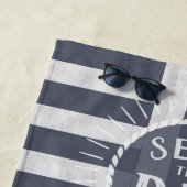 Serviette De Plage Seas the Day Bold Stripes et nom nautique (En situation)