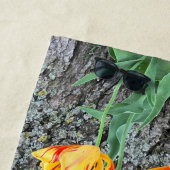 Serviette De Plage Séquence de trois tulipes jaunes / (En situation)