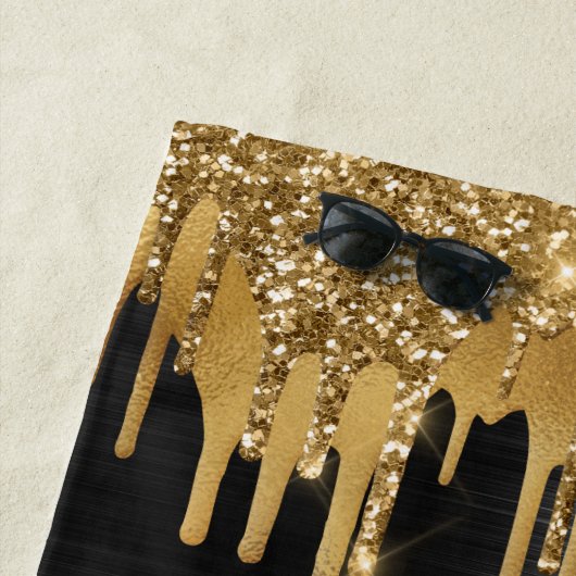 SERVIETTE DE PLAGE SÉRIE 2023 PARTIES SCINTILLANT NOIR & OR DRIP PERS (En situation)