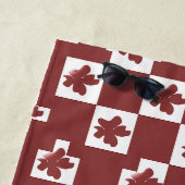 Serviette De Plage Silhueta de flores em padrão. (En situation)