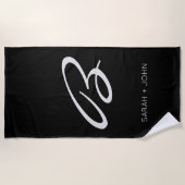 Serviette De Plage Simple élégant Monogramme noir Nom personnalisé (Devant)