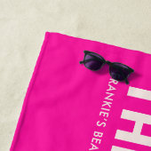 Serviette de plage Slogan personnalisée rose (En situation)