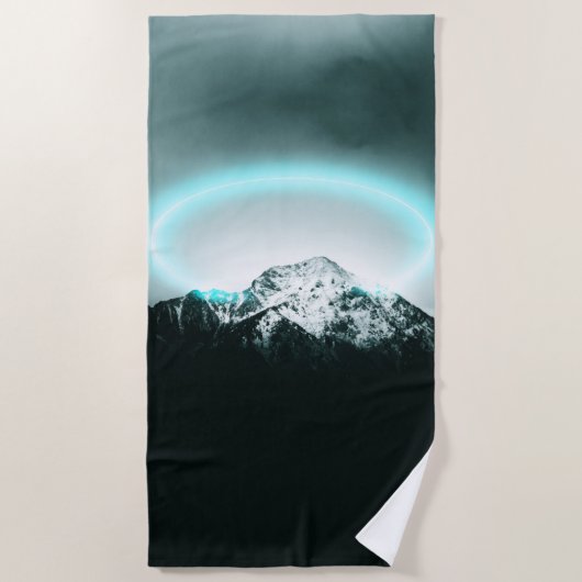 Serviette De Plage Snowy mountain mysterious blue neon light (Devant)