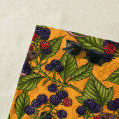 Serviette De Plage Souris et mûres sur jaune (En situation)