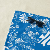 Serviette De Plage Sous le Monogramme Motif bleu océan (En situation)