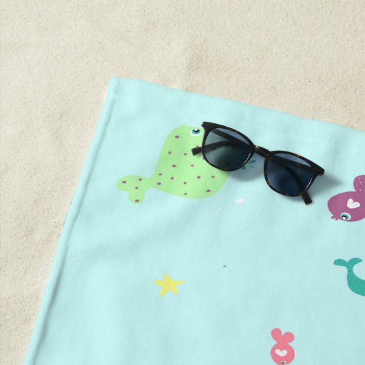 Serviette De Plage Sous les créatures d'eau bleu motif (En situation)