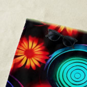 Serviette De Plage Spirale de néon et art de point (En situation)