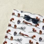 Serviette de plage Squirrel Frenzy (choisir la cou (En situation)