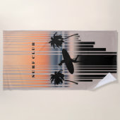 Serviette De Plage Surfer Marchant Sur La Plage Au Coucher Du Soleil  (Devant)