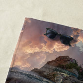 Serviette De Plage Surreal Floating Cliffs With Waterfalls (En situation)